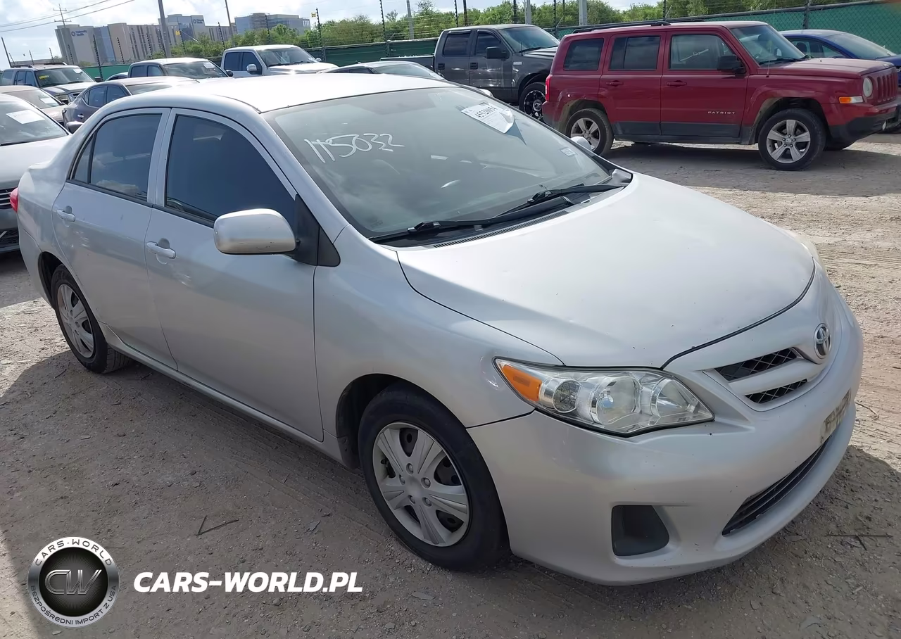 2013 Toyota Corolla L – zdjęcie 1 z 15