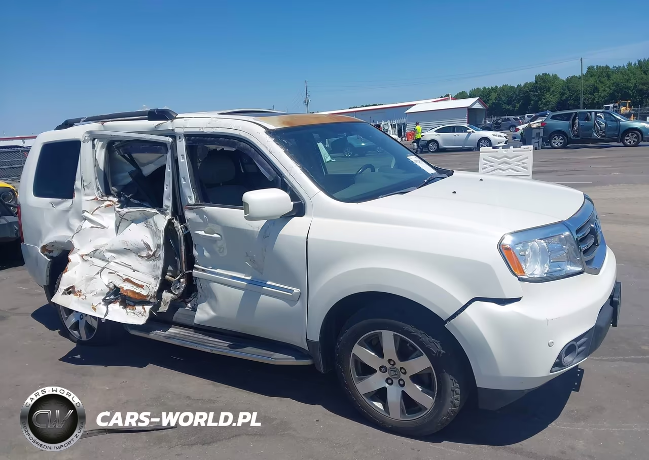 2013 Honda Pilot Touring VIN:5FNYF4H9XDB049242 - 13