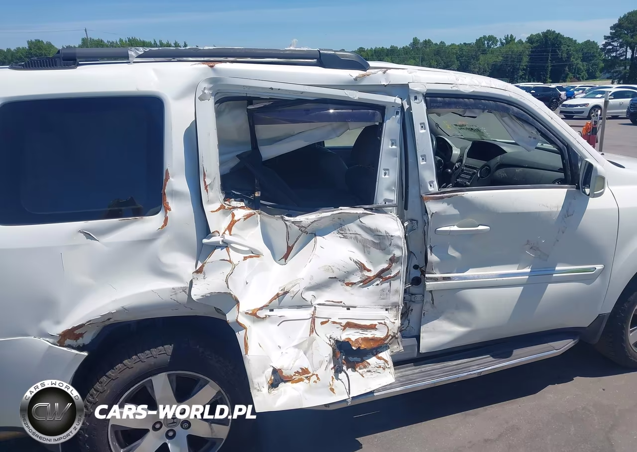 2013 Honda Pilot Touring VIN:5FNYF4H9XDB049242 - 6