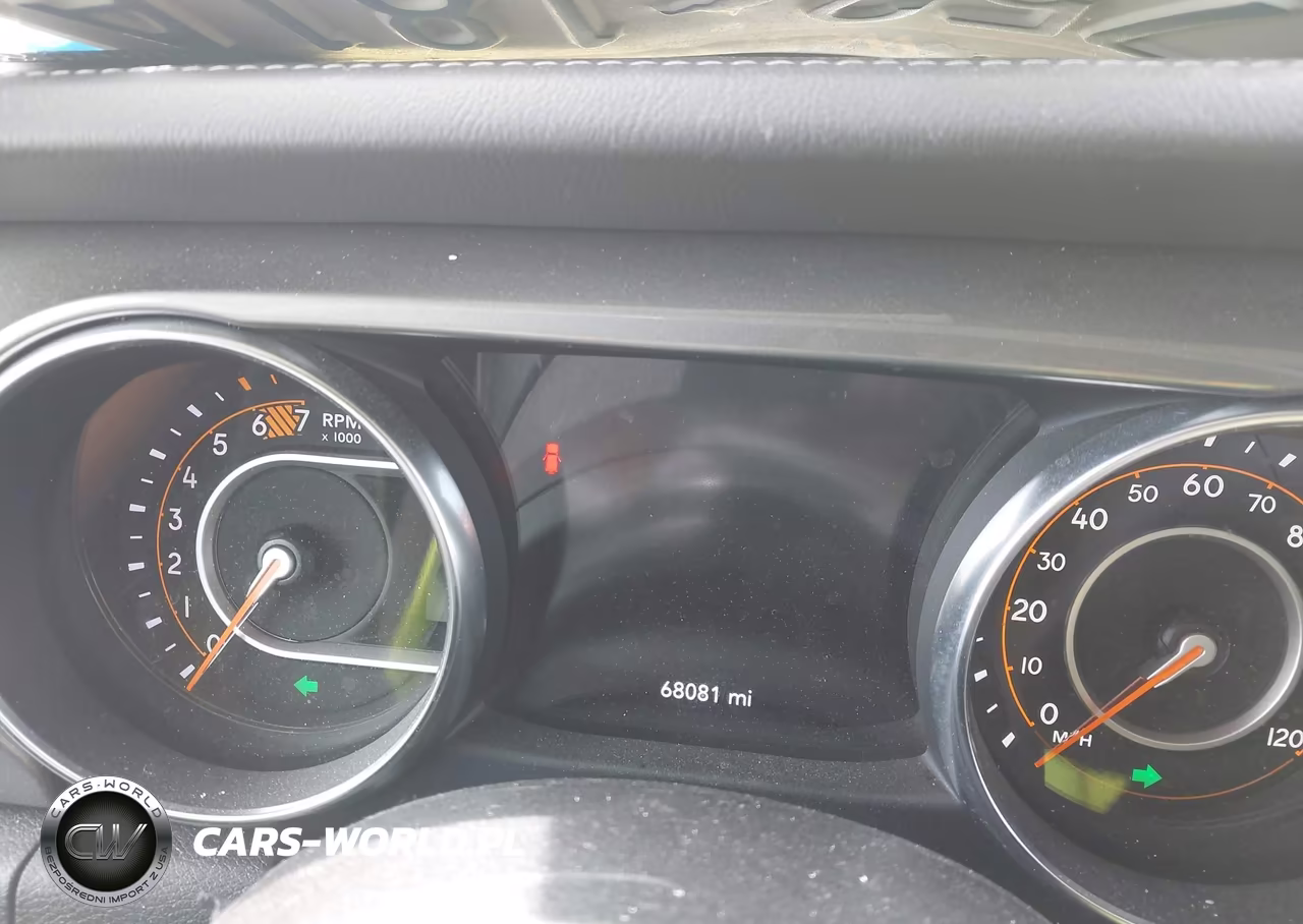 2023 Jeep Wrangler 4-Door Sahara 4X4 VIN:1C4HJXEN0PW702646 - 7