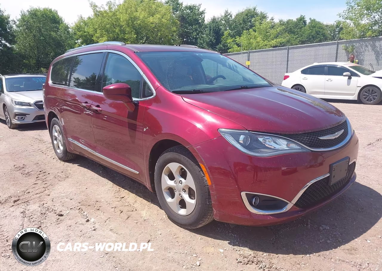 2017 Chrysler Pacifica Touring-L Plus – zdjęcie 1 z 21