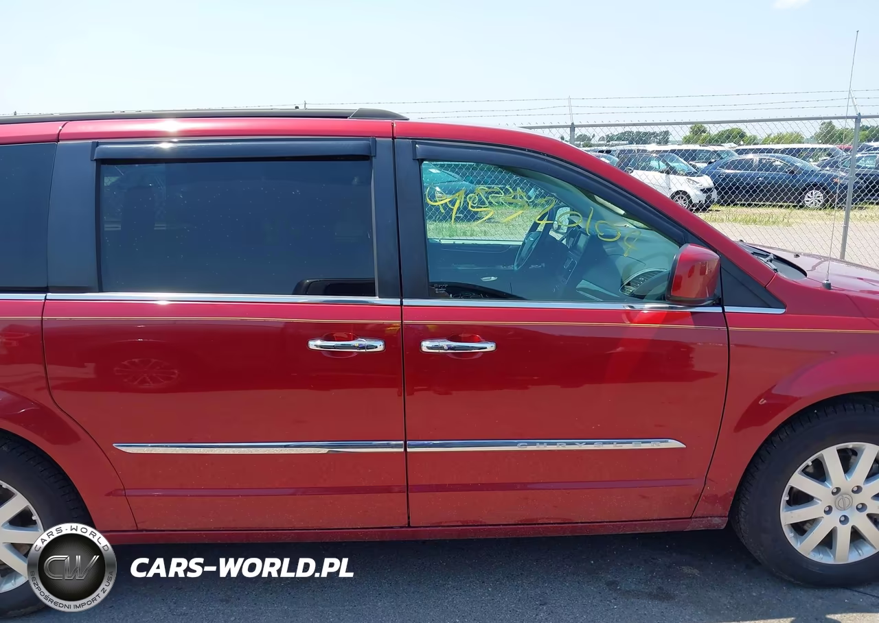 2016 Chrysler Town & Country Touring VIN:2C4RC1BG4GR167007 - 14