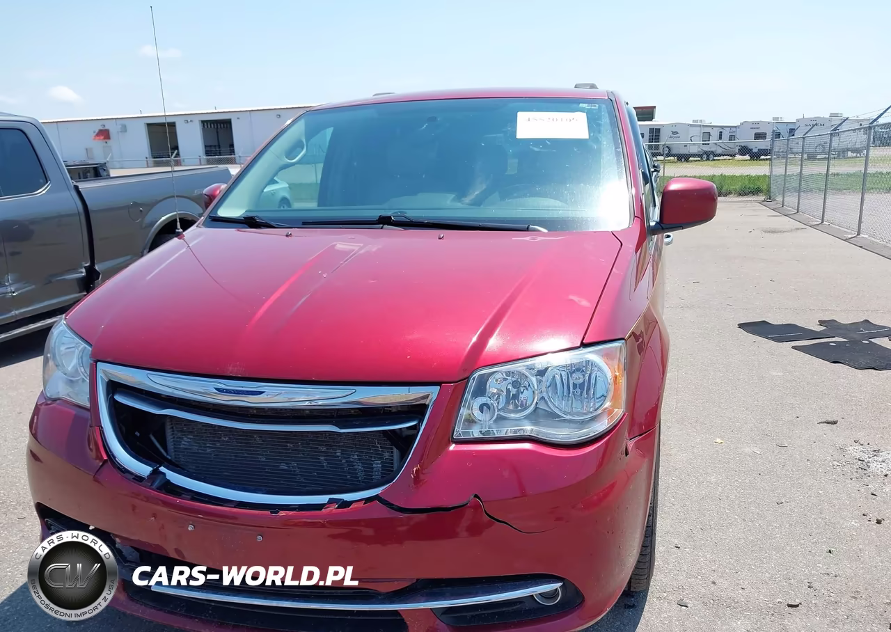 2016 Chrysler Town & Country Touring VIN:2C4RC1BG4GR167007 - 6
