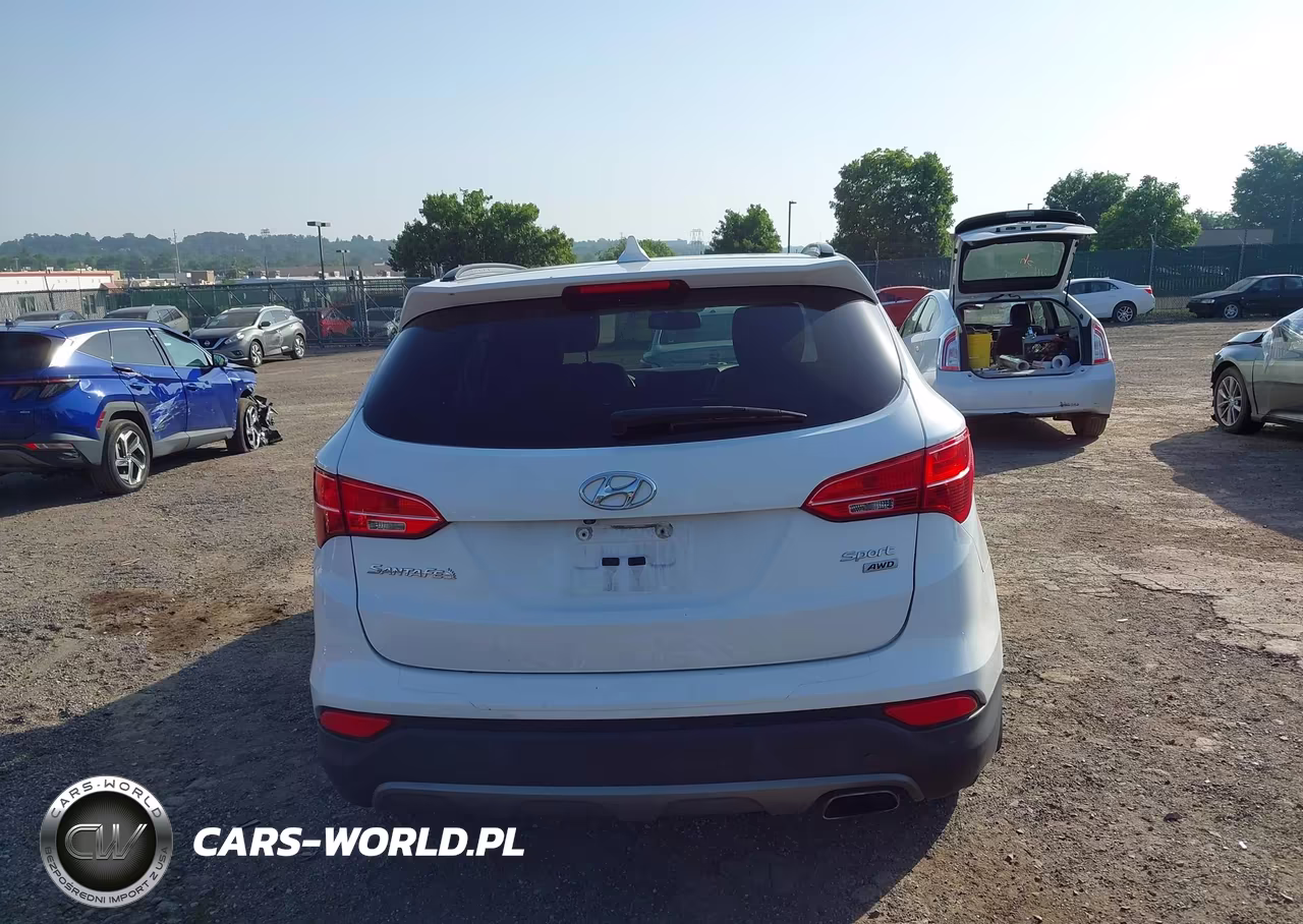 2015 Hyundai Santa Fe Sport 2.4L VIN:5XYZUDLB2FG265439 - 16