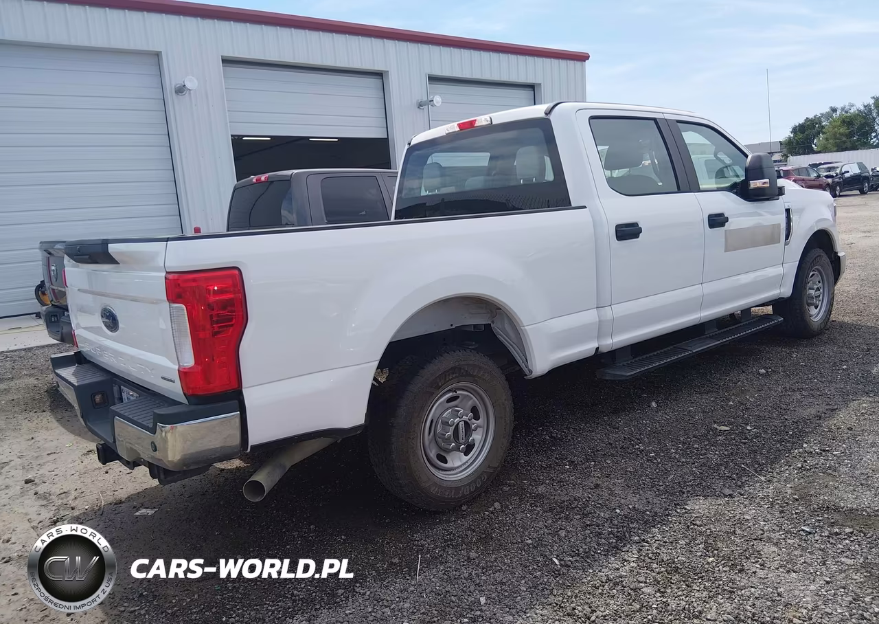 2018 Ford F-350 King Ranch-Lariat-Xl-Xlt VIN:1FT8W3A61JEC48722 - 4