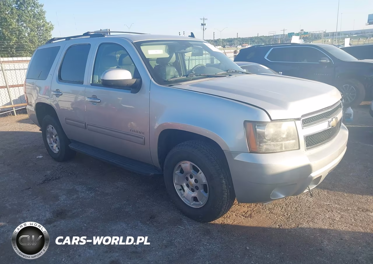 2011 Chevrolet Tahoe Lt – zdjęcie 1 z 15