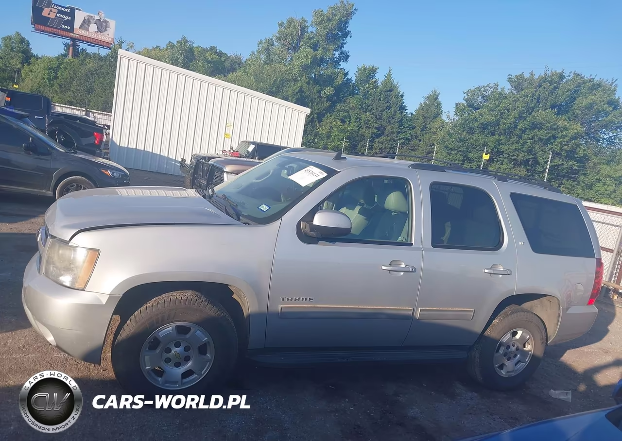 2011 Chevrolet Tahoe Lt VIN:1GNSKBE07BR154749 - 13