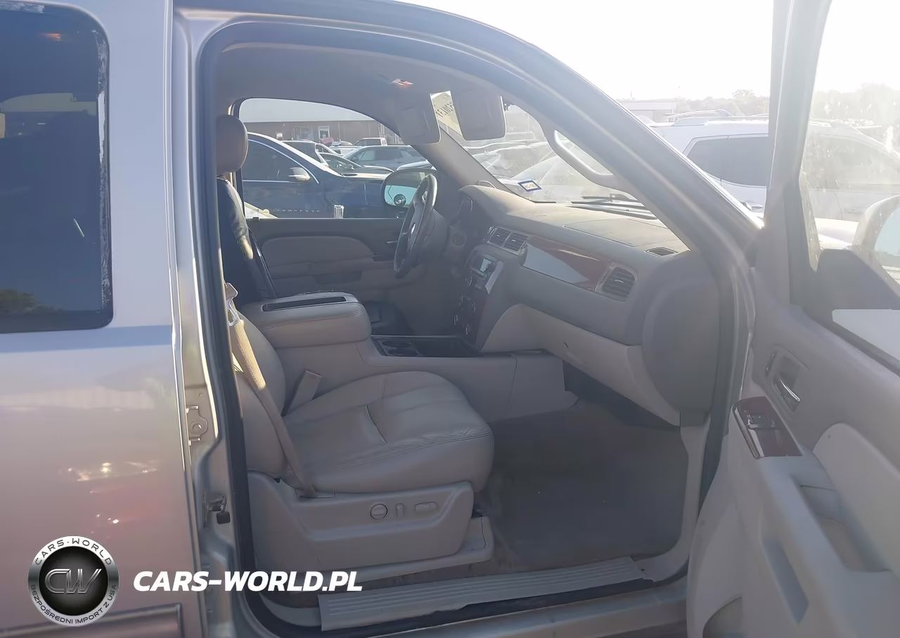 2011 Chevrolet Tahoe Lt VIN:1GNSKBE07BR154749 - 5