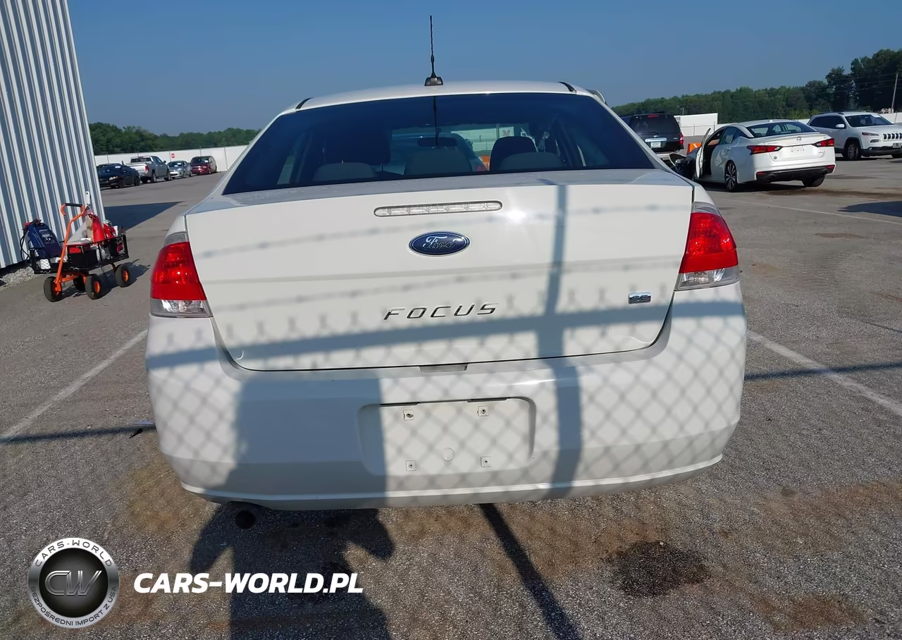 2010 Ford Focus Se VIN:1FAHP3FN1AW224191 - 16