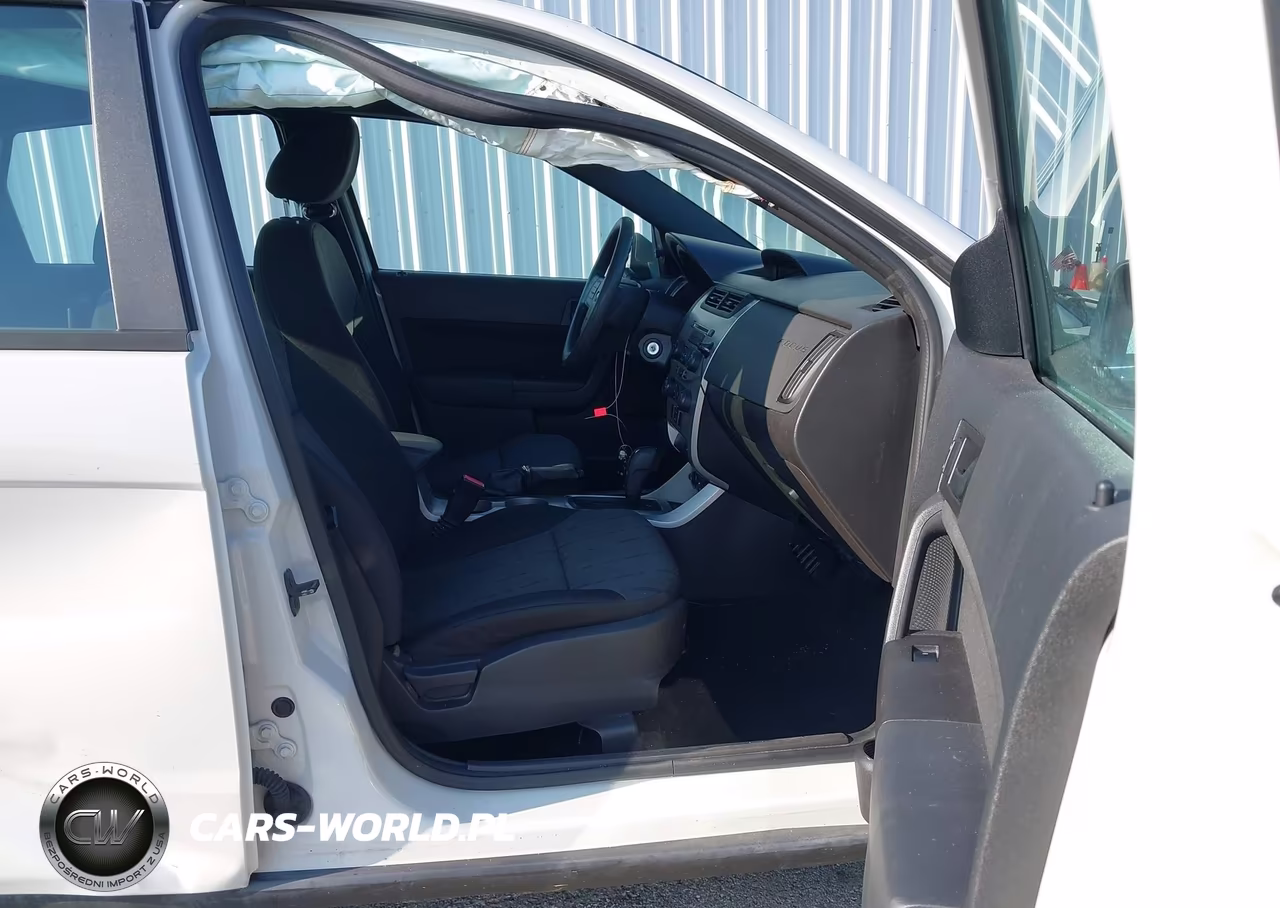 2010 Ford Focus Se VIN:1FAHP3FN1AW224191 - 5