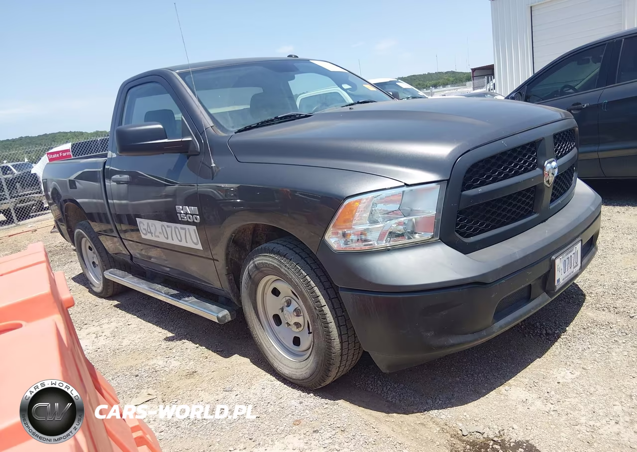 2017 Ram 1500 Tradesman 4X2 6'4 Box – zdjęcie 1 z 16