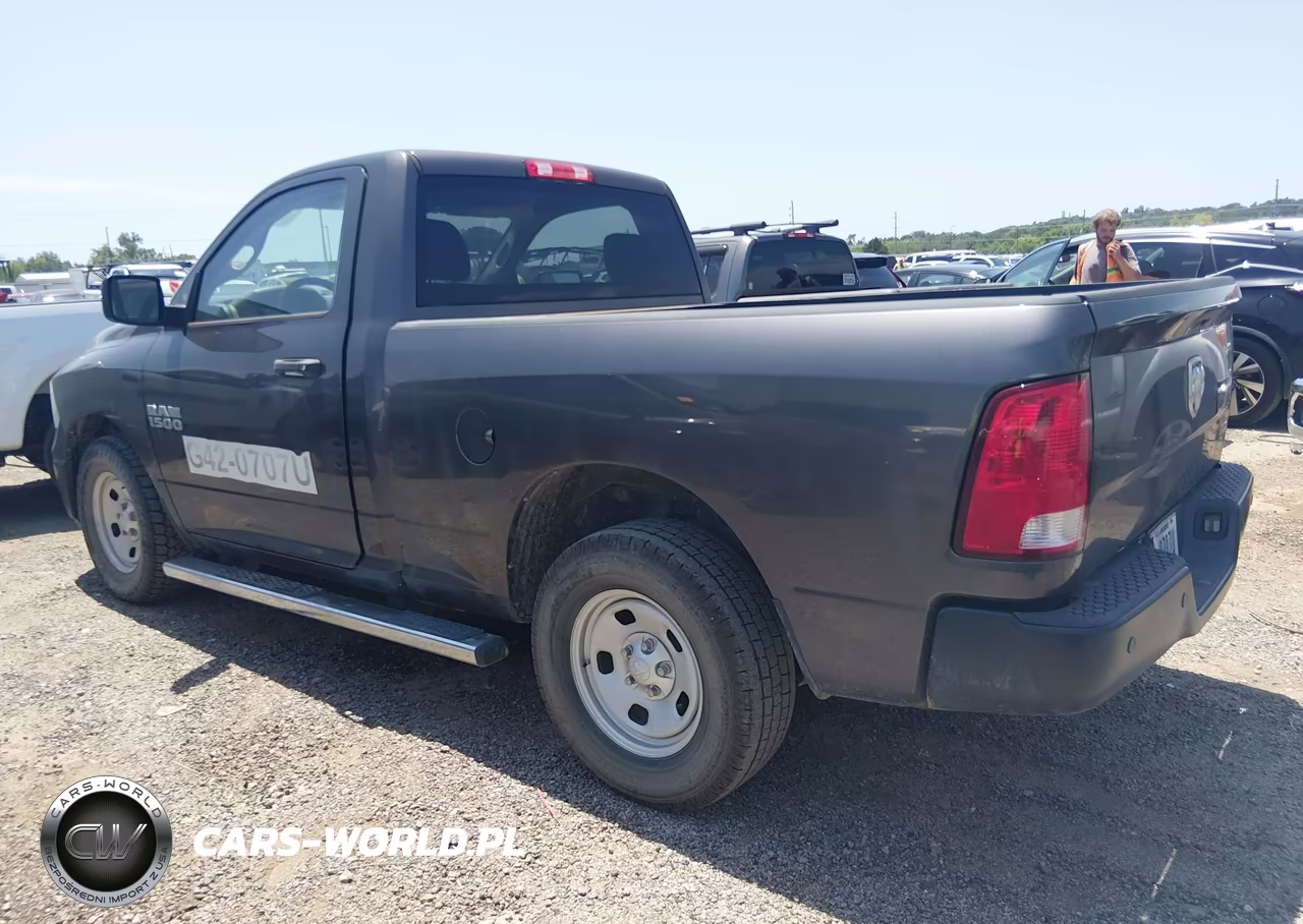 2017 Ram 1500 Tradesman 4X2 6'4 Box VIN:3C6JR6AG2HG708189 - 3
