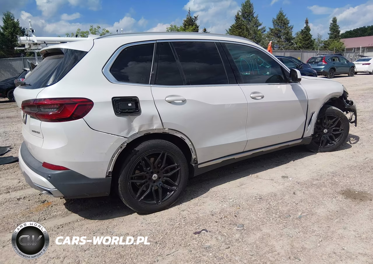 2019 BMW X5 xDrive40I VIN:5UXCR6C51KLL00899 - 4