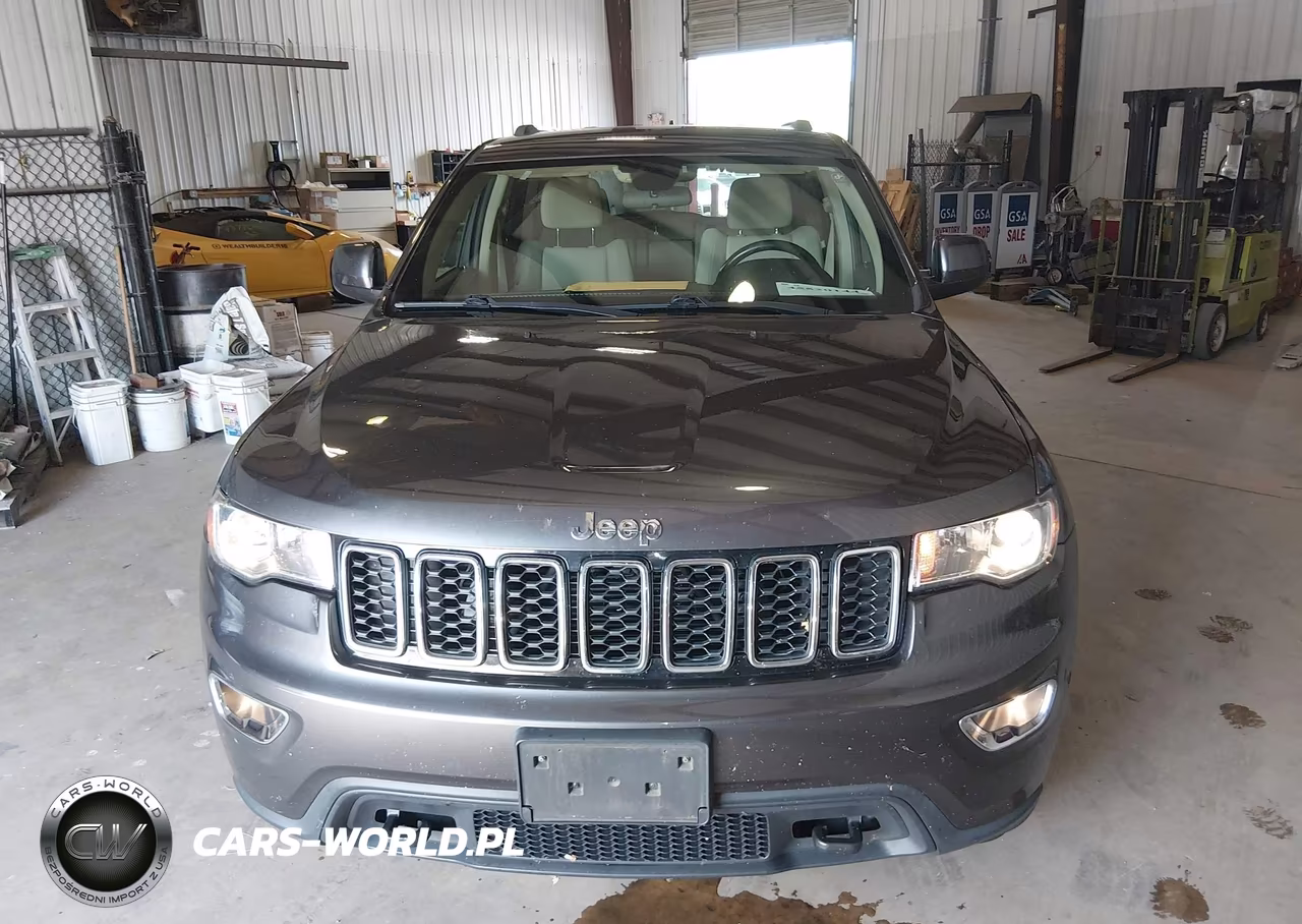 2019 Jeep Grand Cherokee Laredo E 4X4 VIN:1C4RJFAG7KC836960 - 13