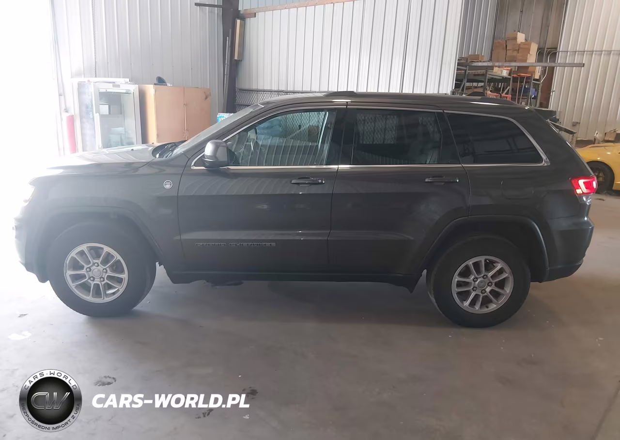 2019 Jeep Grand Cherokee Laredo E 4X4 VIN:1C4RJFAG7KC836960 - 15