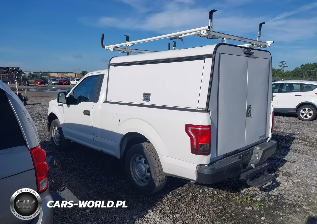 2017 Ford F-150 Xl-Xlt VIN:1FTMF1C82HFA21335 - 3