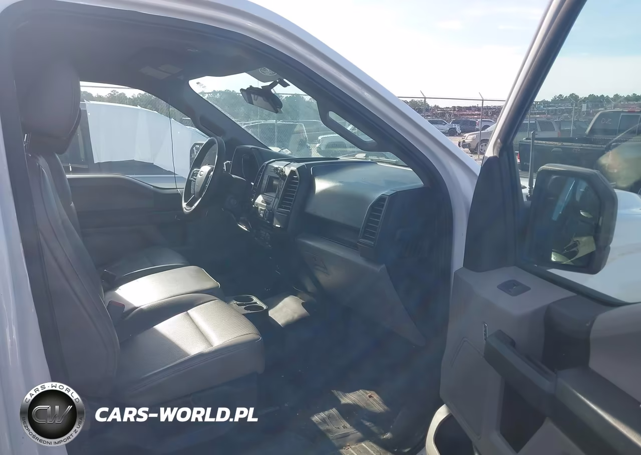 2017 Ford F-150 Xl-Xlt VIN:1FTMF1C82HFA21335 - 5
