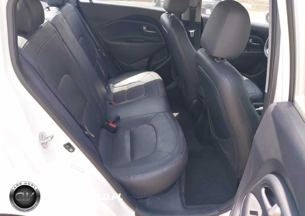 2012 Kia Rio Sx VIN:KNADN4A31C6083889 - 8