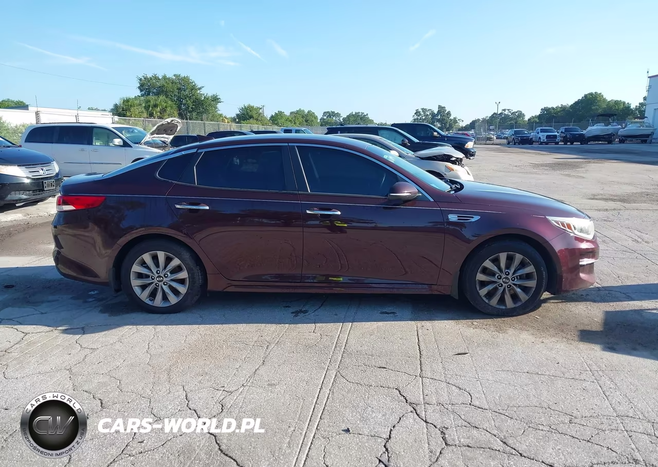 2018 Kia Optima Lx VIN:5XXGT4L34JG256144 - 12