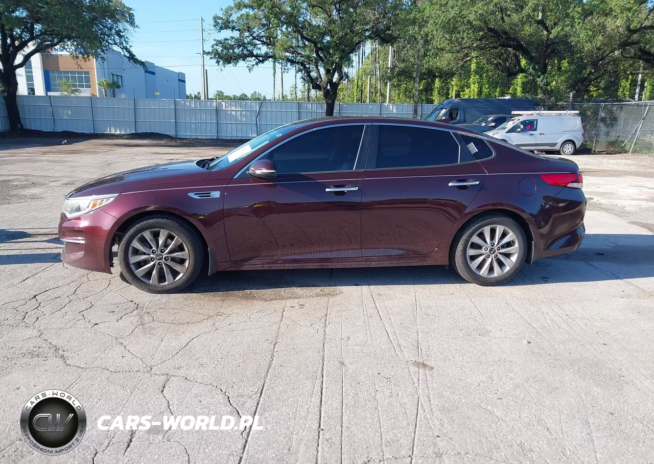 2018 Kia Optima Lx VIN:5XXGT4L34JG256144 - 13