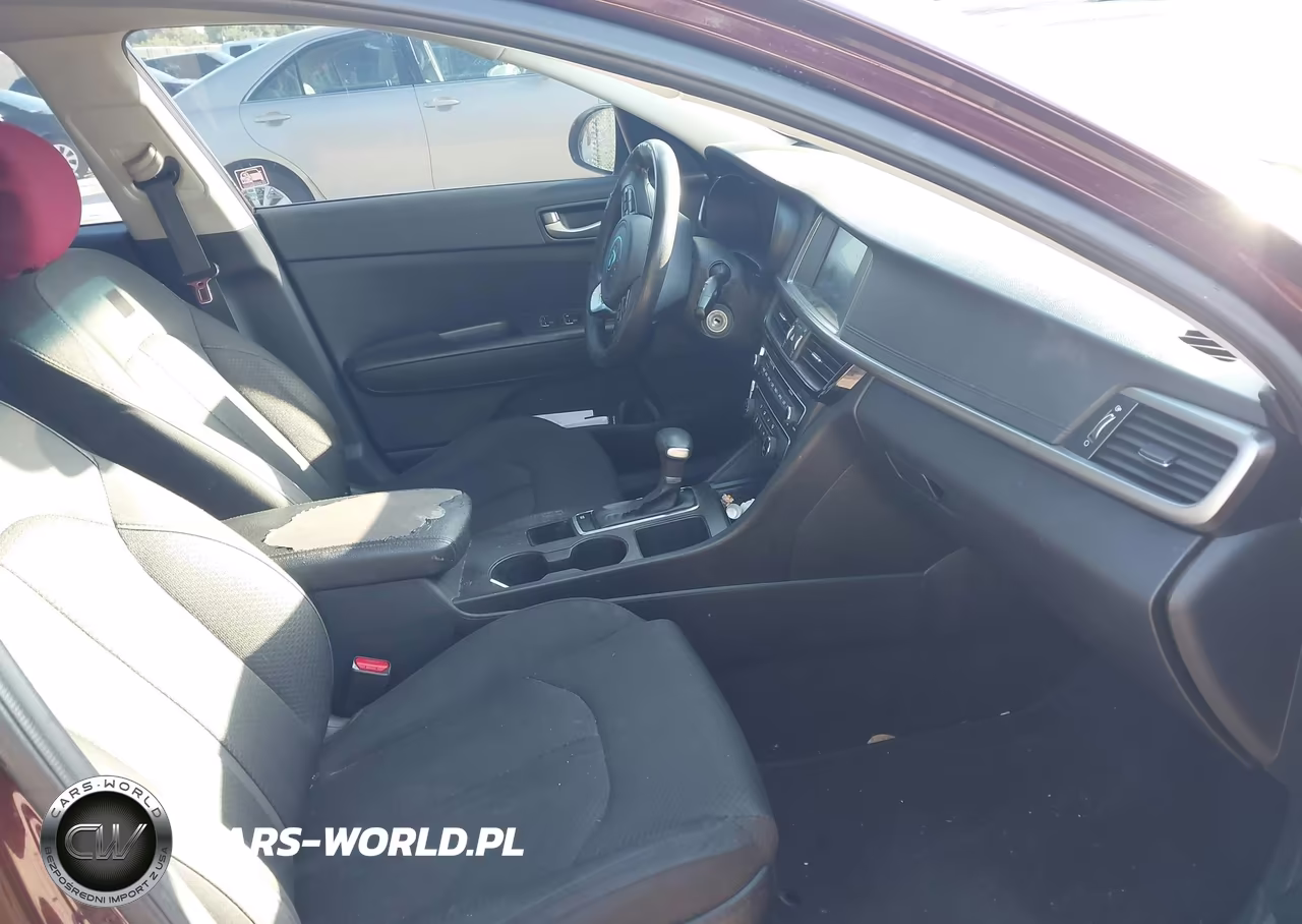 2018 Kia Optima Lx VIN:5XXGT4L34JG256144 - 5