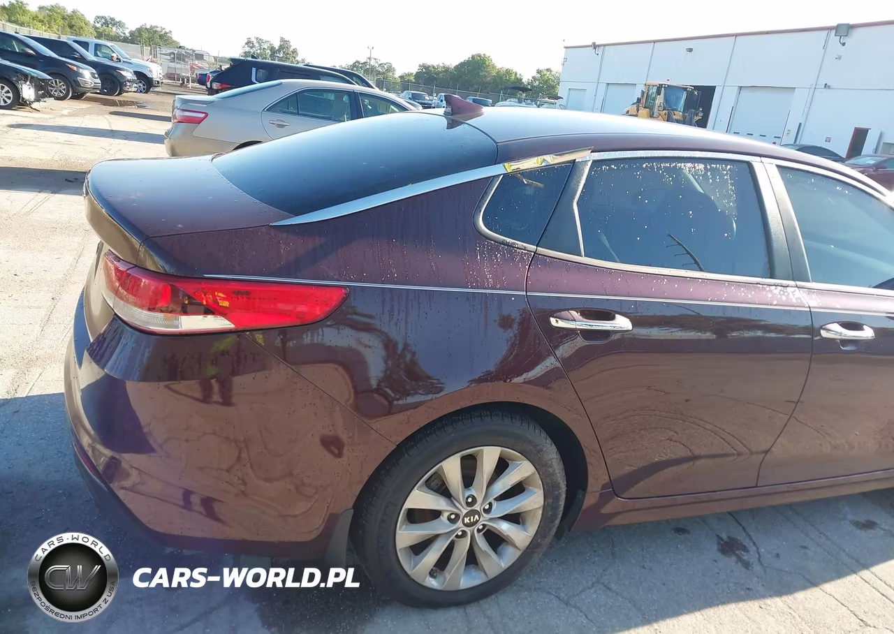 2018 Kia Optima Lx VIN:5XXGT4L34JG256144 - 6