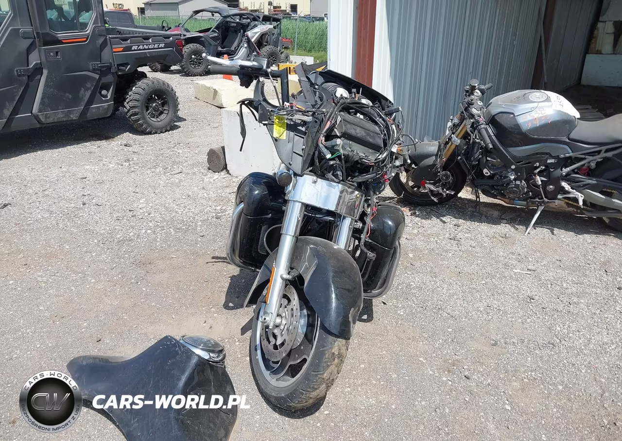 2013 Harley-Davidson Flhx Street Glide VIN:1HD1KBM16DB644947 - 5