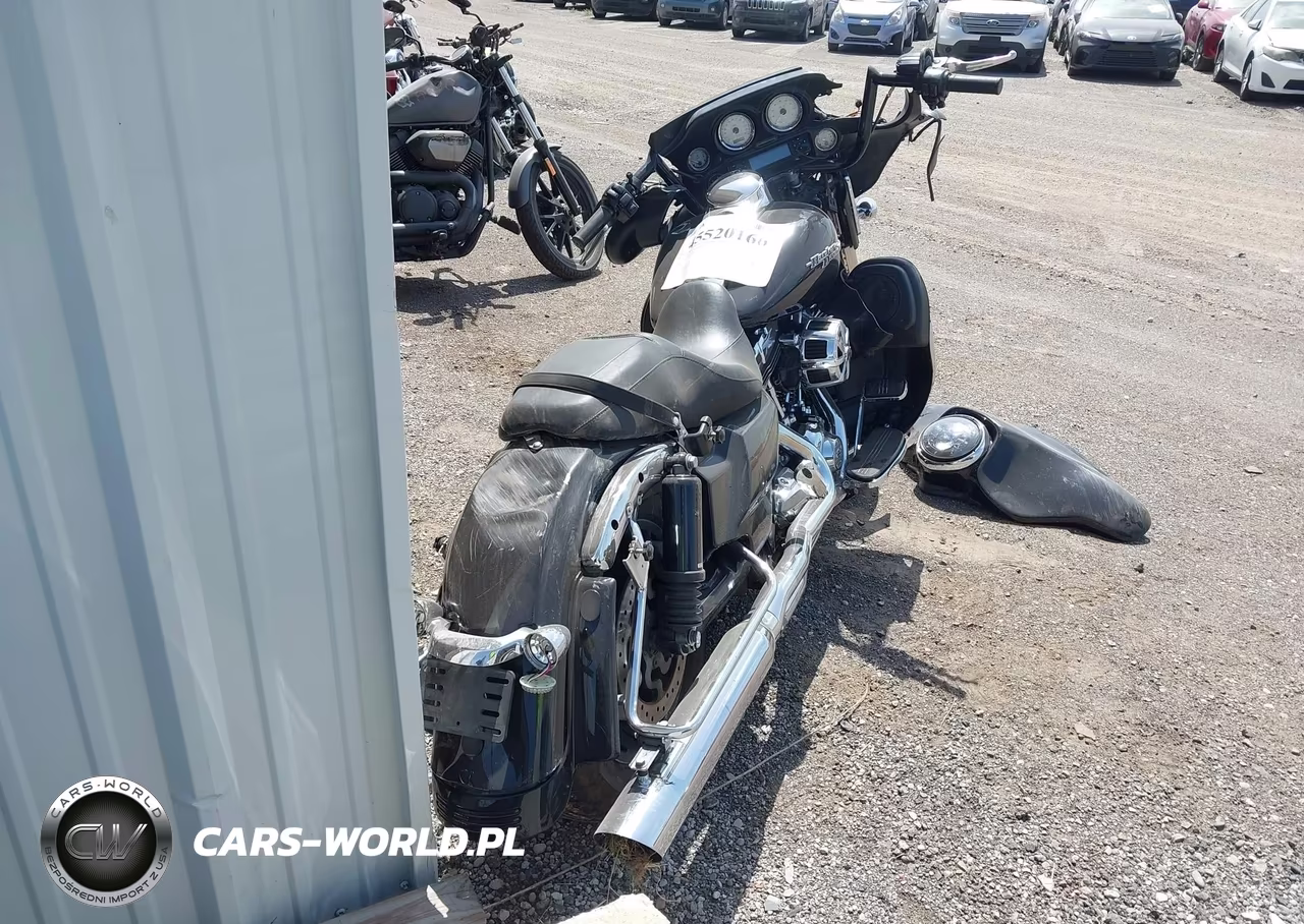 2013 Harley-Davidson Flhx Street Glide VIN:1HD1KBM16DB644947 - 6