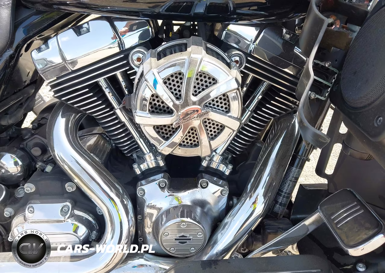 2013 Harley-Davidson Flhx Street Glide VIN:1HD1KBM16DB644947 - 8