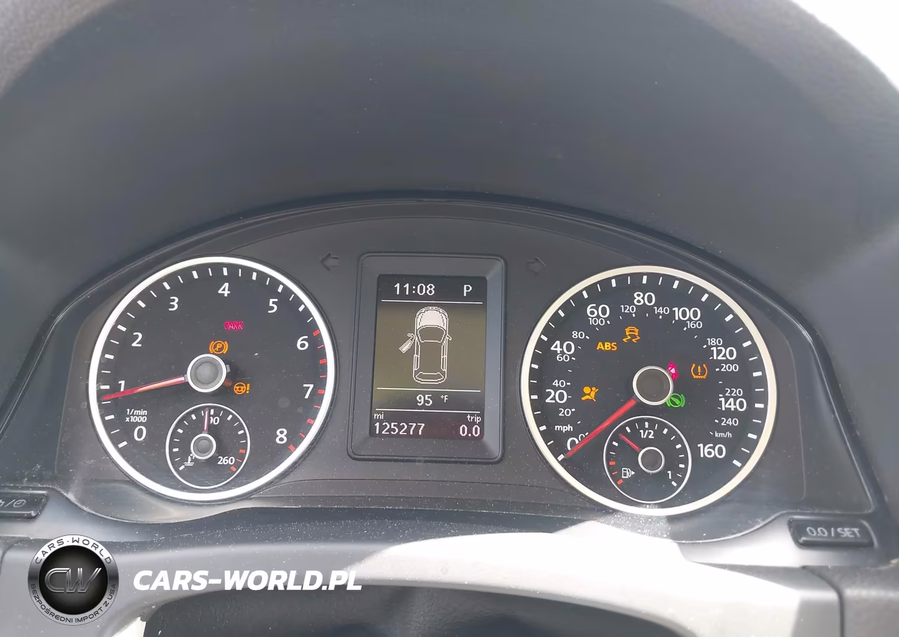 2016 Volkswagen Tiguan S VIN:WVGAV7AX1GW574359 - 7