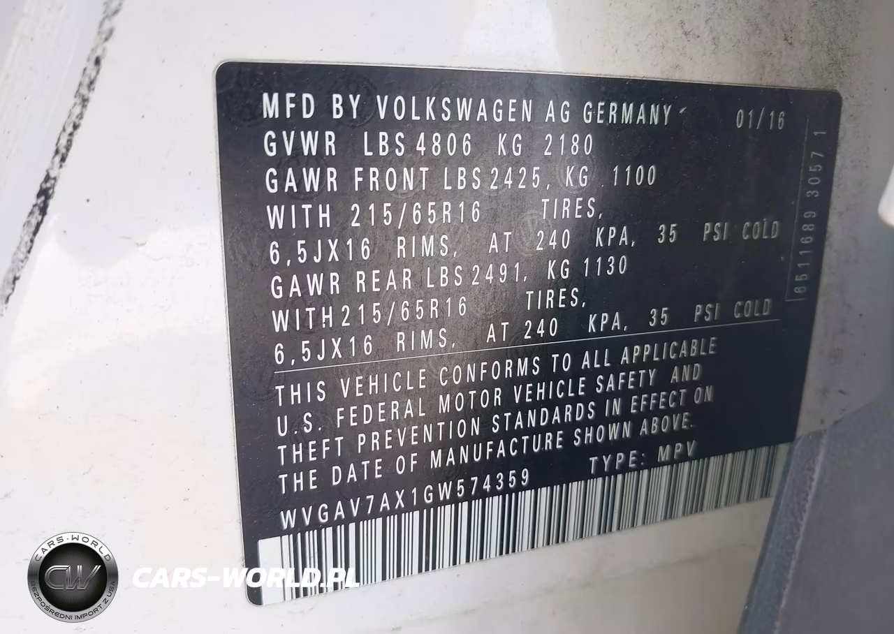 2016 Volkswagen Tiguan S VIN:WVGAV7AX1GW574359 - 9