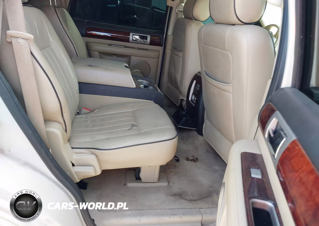 2006 Lincoln Navigator Luxury-Ultimate VIN:5LMFU27566LJ21613 - 8