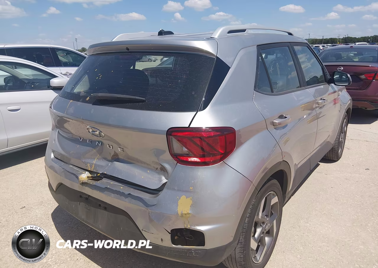 2025 Hyundai Venue Sel VIN:KMHRC8A36SU353999 - 4