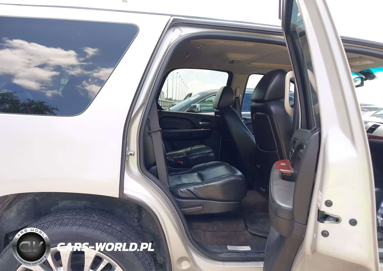 2009 Cadillac Escalade Standard VIN:1GYFK13259R105126 - 8