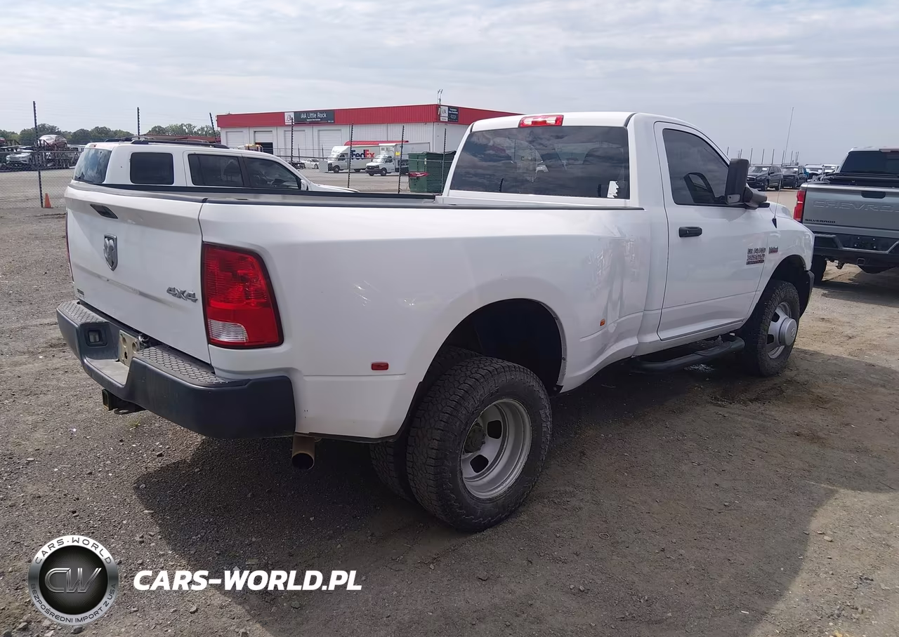 2016 Ram 3500 Tradesman VIN:3C63RRAJ6GG320855 - 4