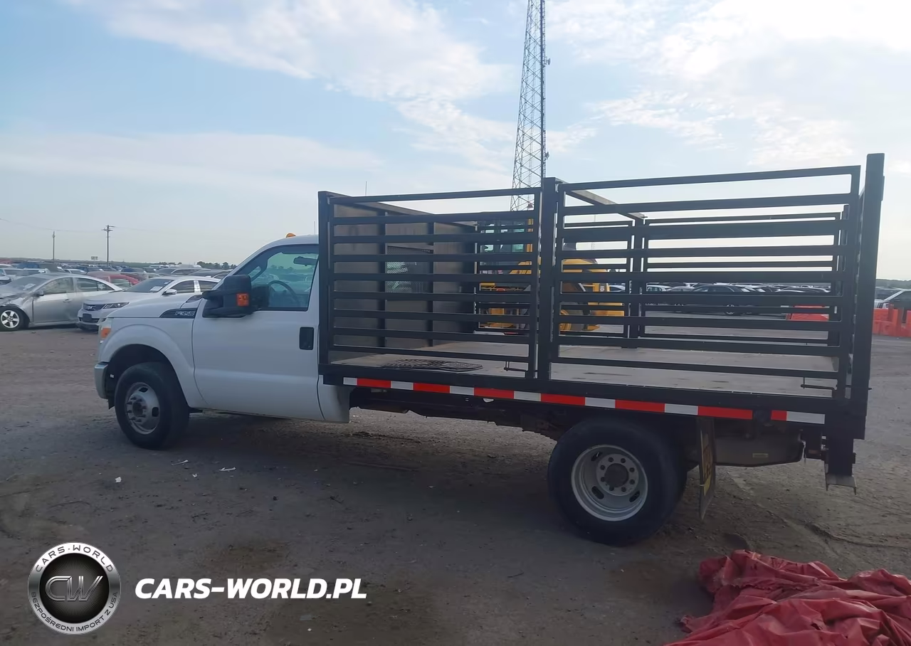 2015 Ford F-350 Chassis Xl VIN:1FDRF3G68FEC23461 - 14
