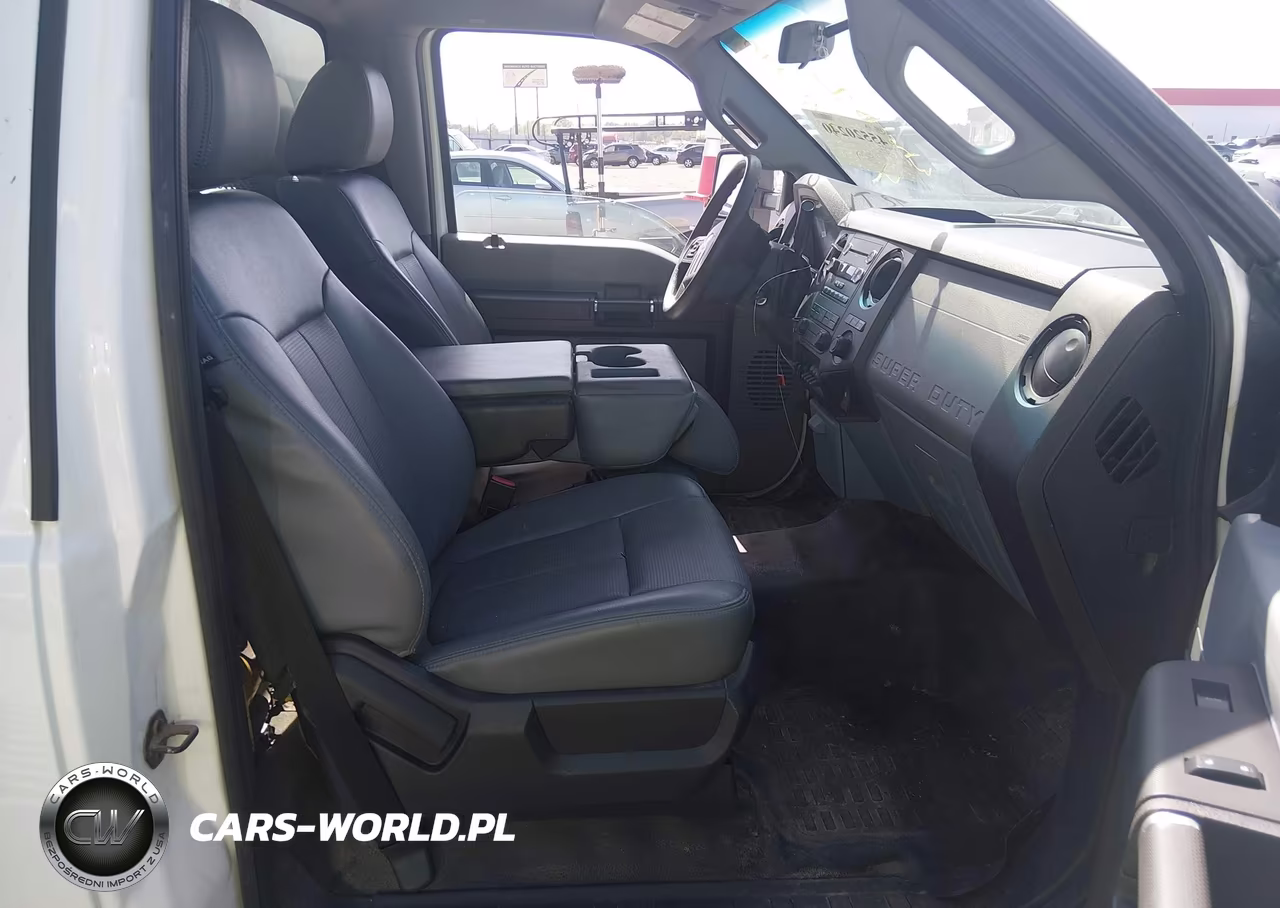 2015 Ford F-350 Chassis Xl VIN:1FDRF3G68FEC23461 - 5