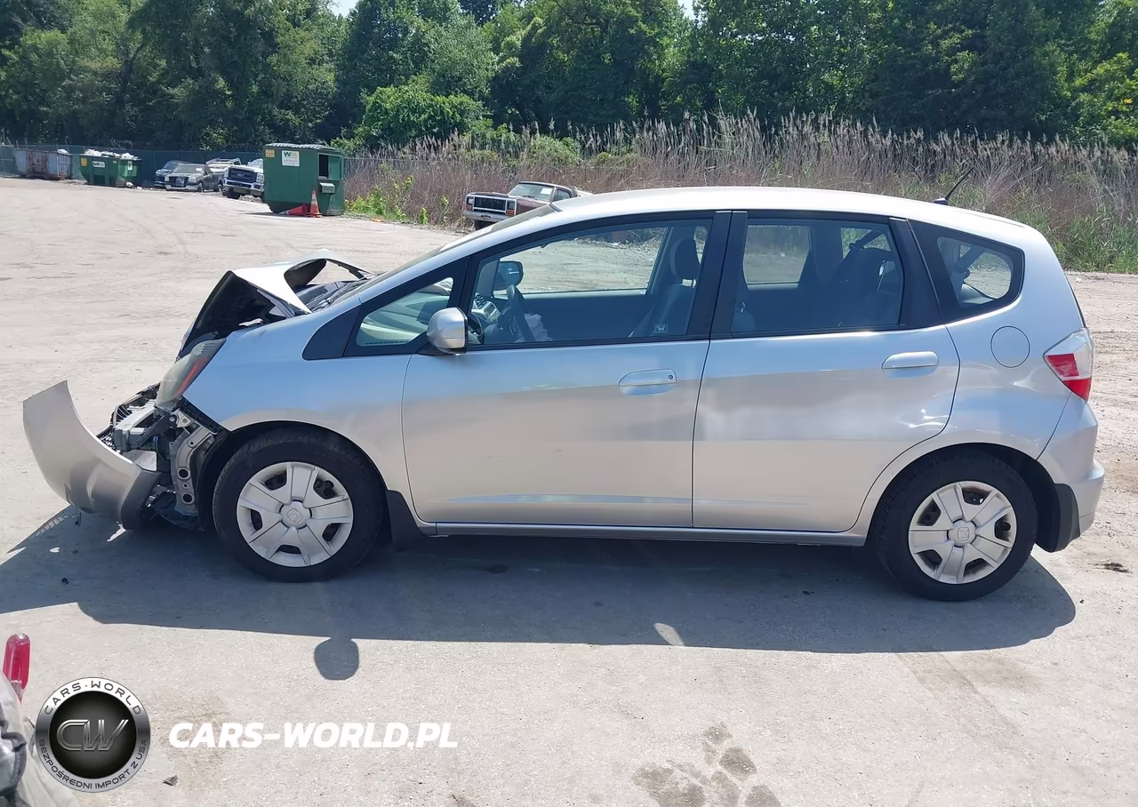 2013 Honda Fit VIN:JHMGE8H34DC052795 - 15