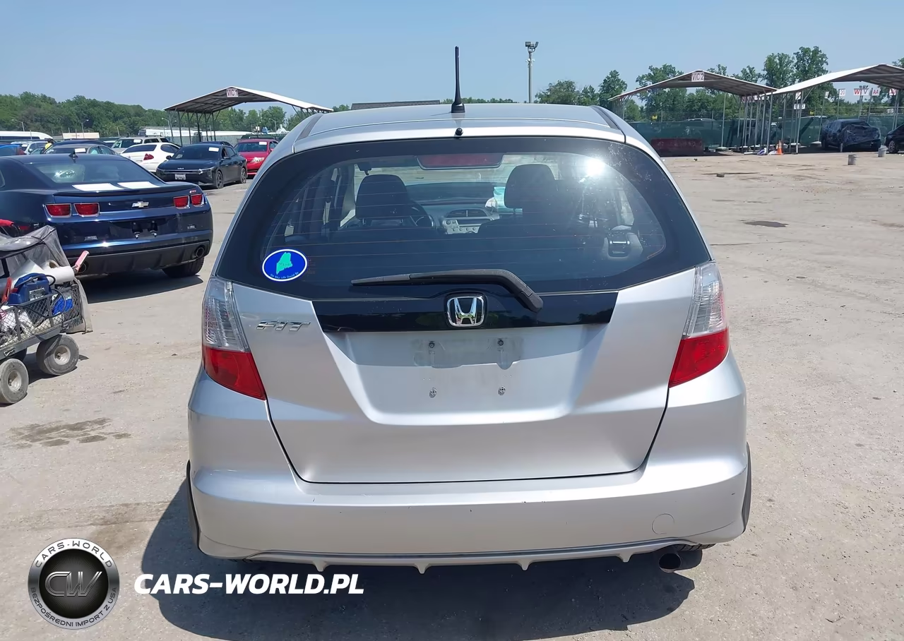 2013 Honda Fit VIN:JHMGE8H34DC052795 - 17