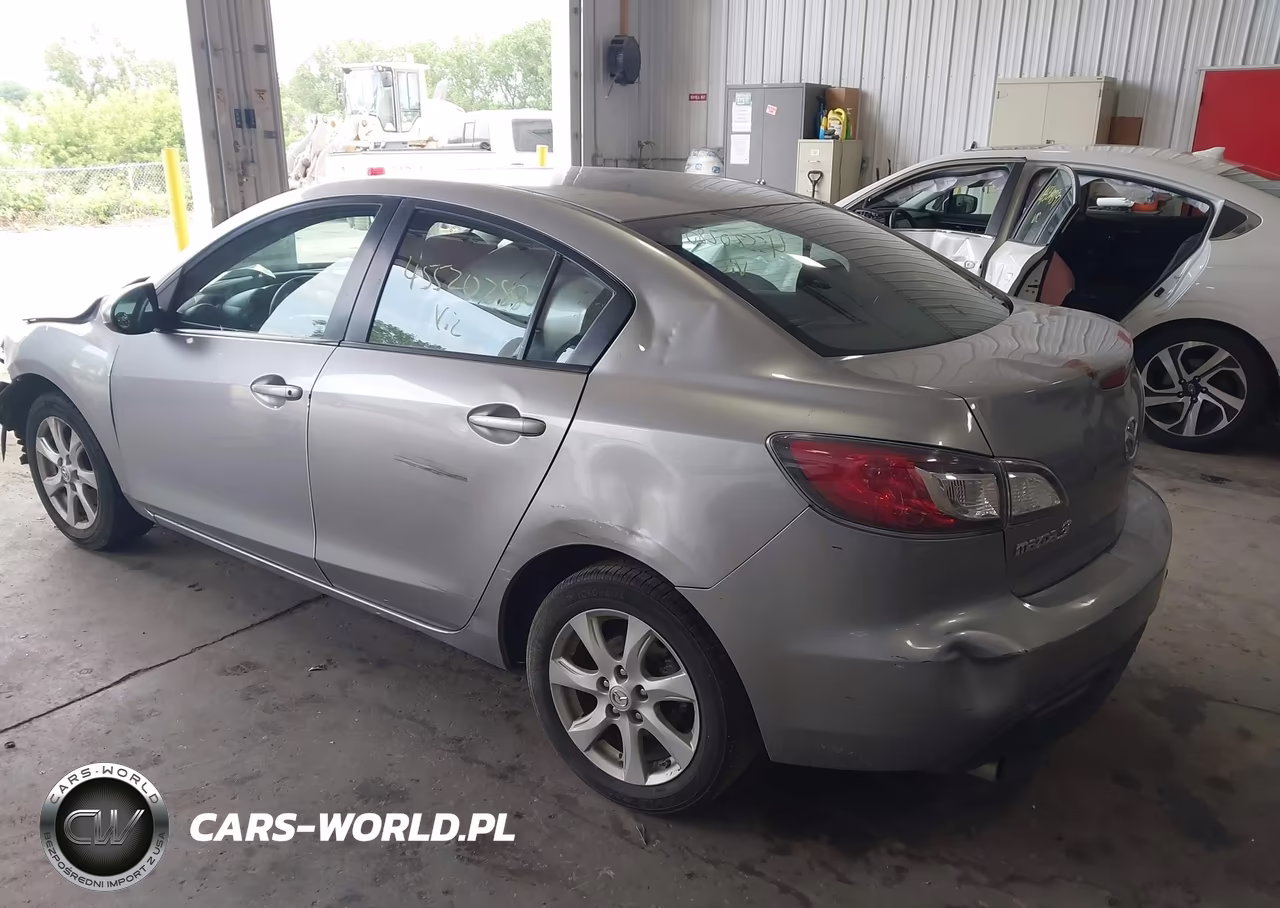 2010 Mazda Mazda3 I Touring VIN:JM1BL1SF9A1315754 - 3