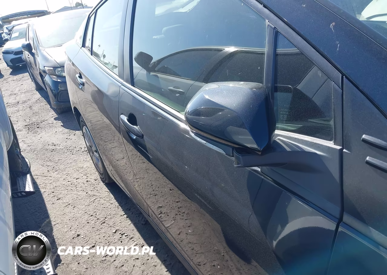 2017 Toyota Prius Two VIN:JTDKBRFU1H3553266 - 13