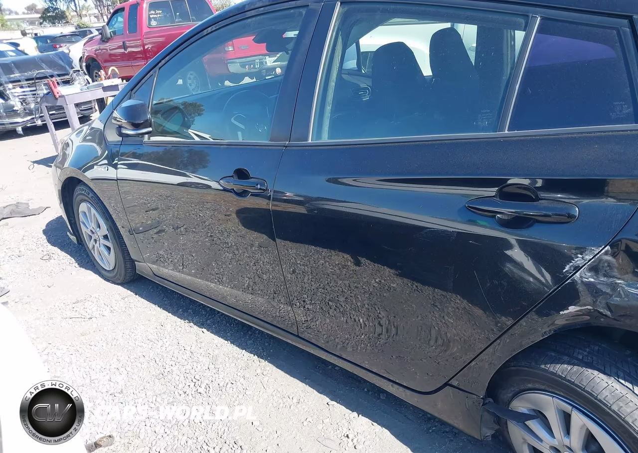 2017 Toyota Prius Two VIN:JTDKBRFU1H3553266 - 14