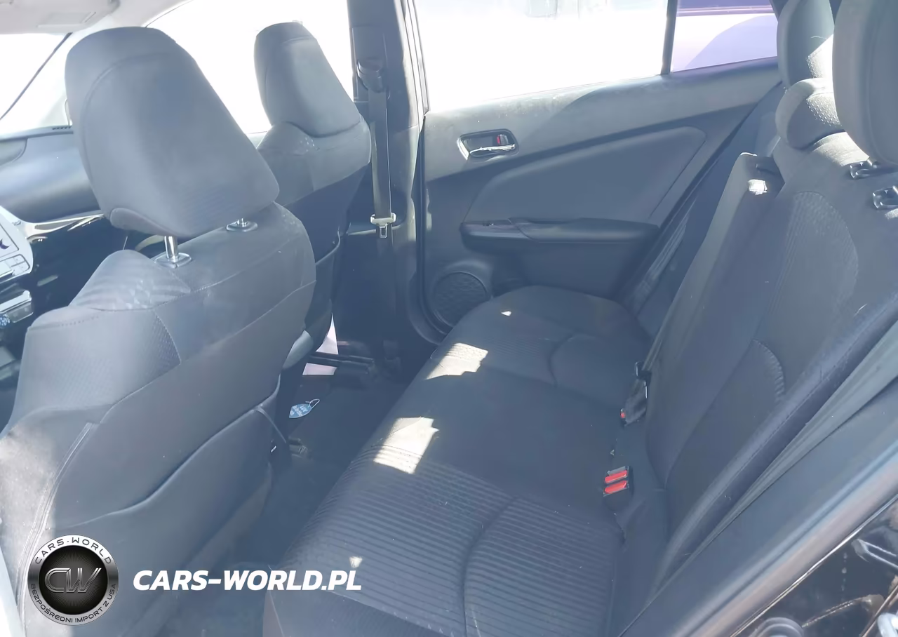 2017 Toyota Prius Two VIN:JTDKBRFU1H3553266 - 8
