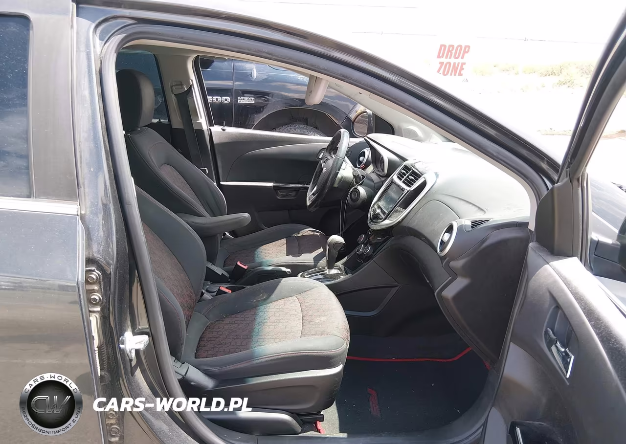 2017 Chevrolet Sonic Lt Auto VIN:1G1JD6SH1H4177815 - 5