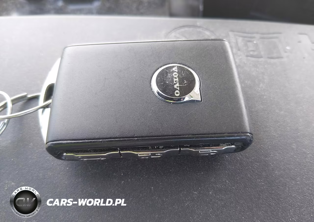 2025 Volvo Xc40 B5 Plus Bright Theme VIN:YV4L12UEXS2509884 - 11