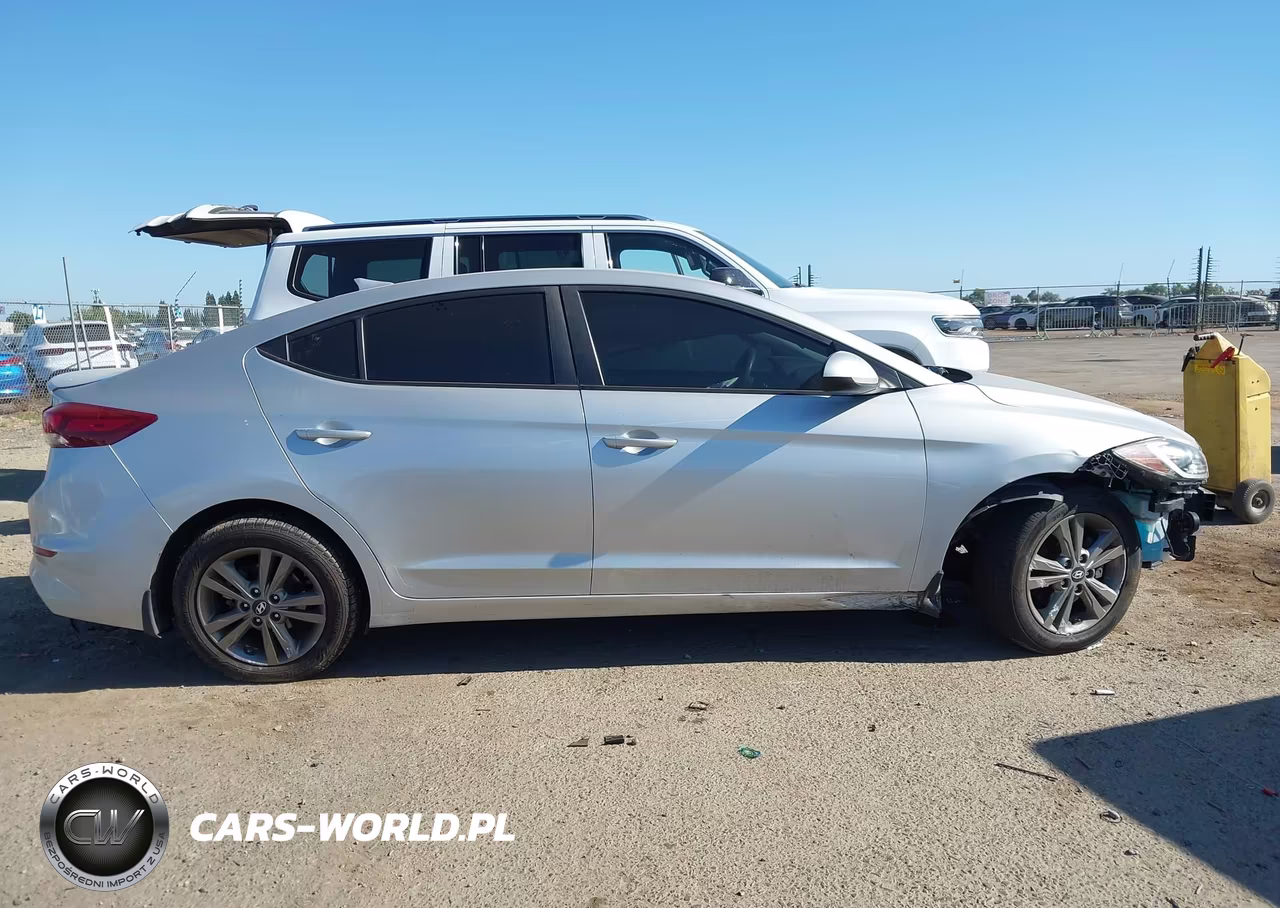 2018 Hyundai Elantra Sel VIN:5NPD84LF3JH223896 - 14
