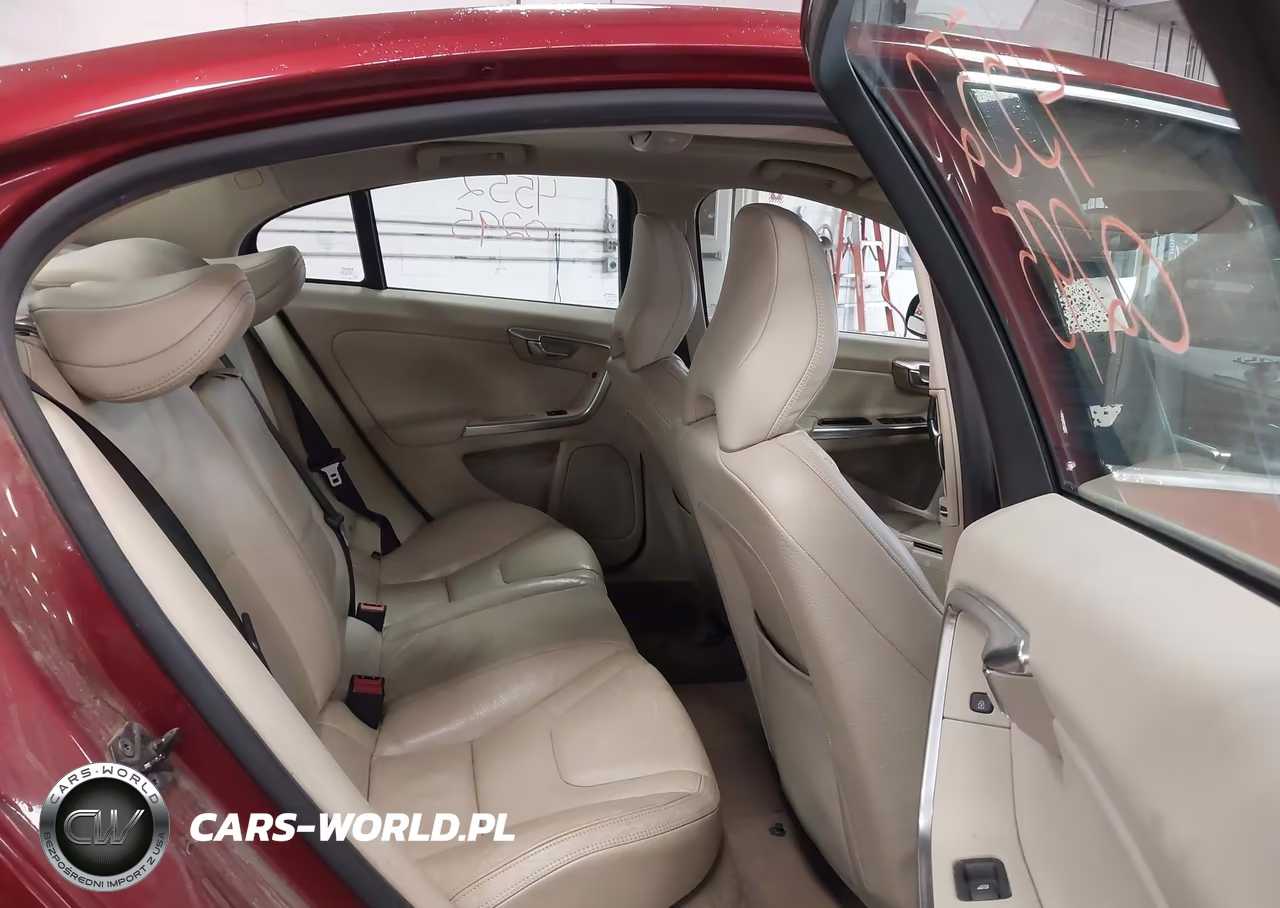 2012 Volvo S60 T5 VIN:YV1622FS2C2106817 - 8