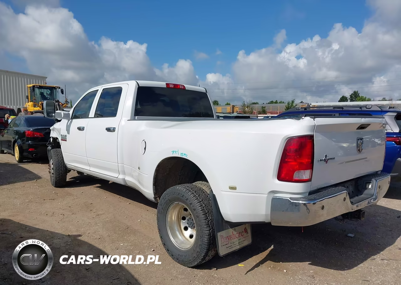 2017 Ram 3500 Tradesman 4X4 8' Box VIN:3C63RRGL4HG631694 - 3
