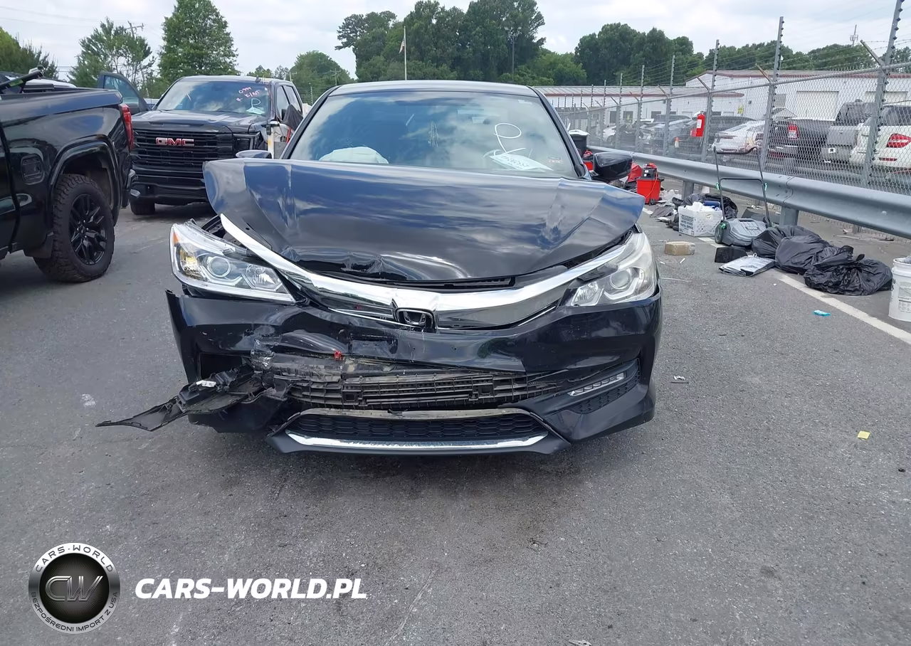 2016 Honda Accord Sport VIN:1HGCR2F56GA070870 - 12