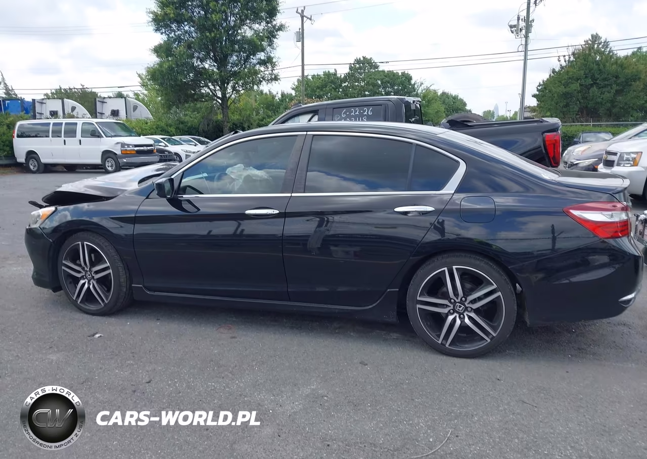 2016 Honda Accord Sport VIN:1HGCR2F56GA070870 - 14